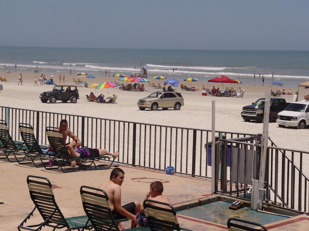 Grand Prix Motel Beach Front Daytona Beach Buitenkant foto