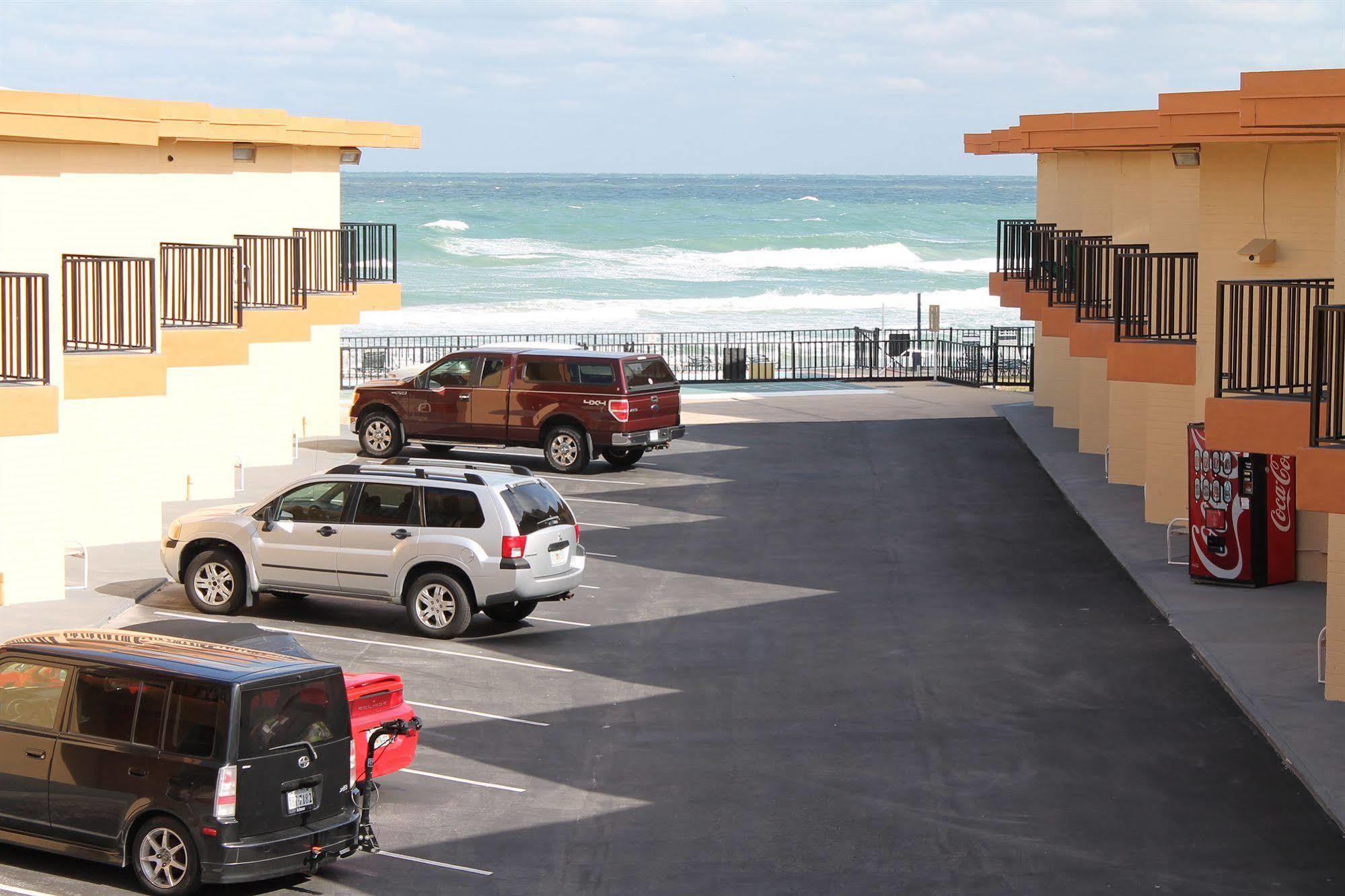 Grand Prix Motel Beach Front Daytona Beach Buitenkant foto